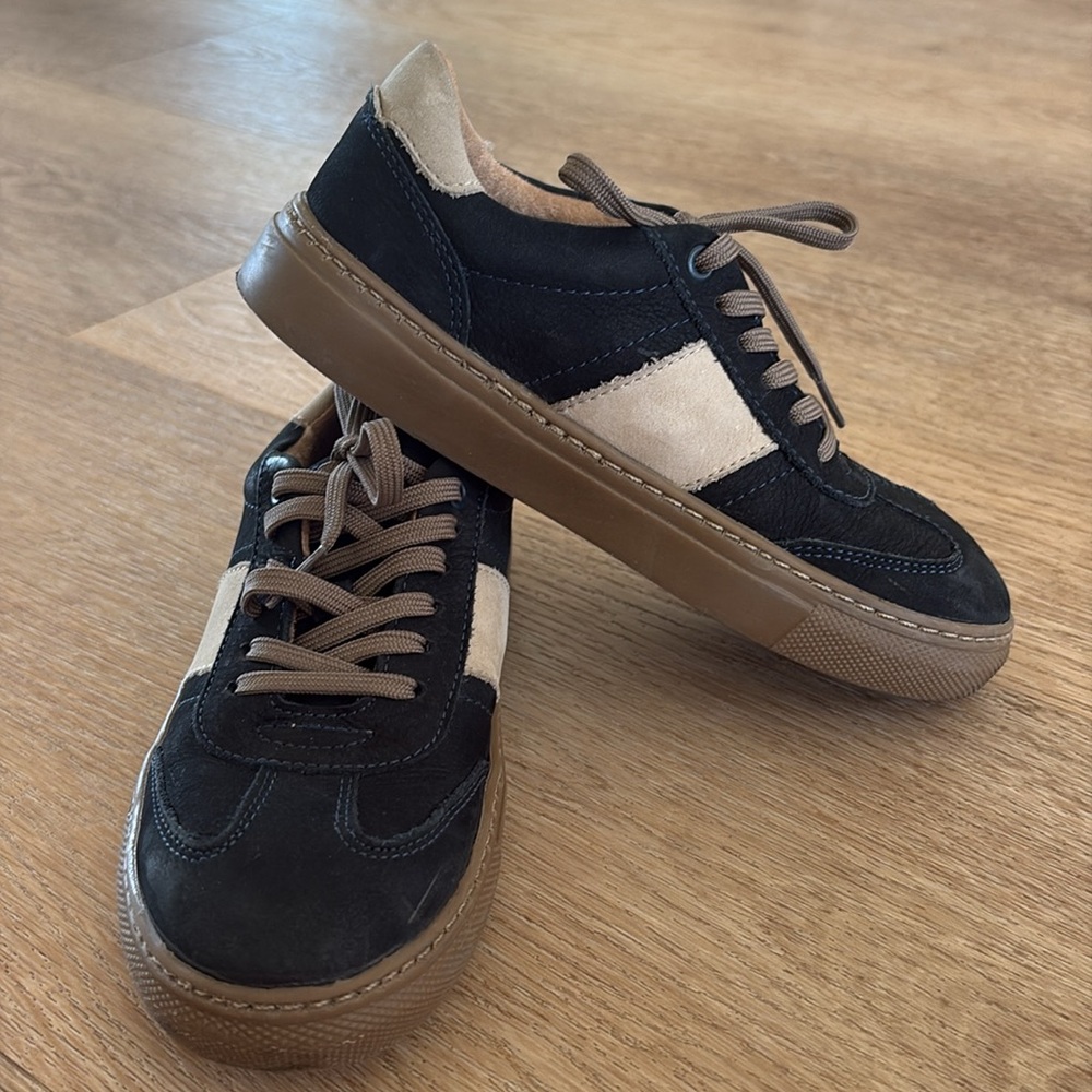 Flag LTD. Boys' Cameron Nubuck Lace Up Trainer Sneakers Size 13